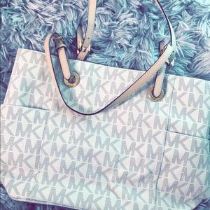 Michael kors purse